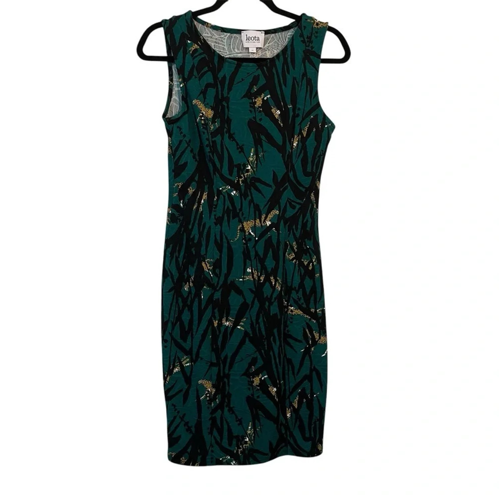 LEOTA dark green animal jungle print sleeveless bodycon dress Size Xsmall party